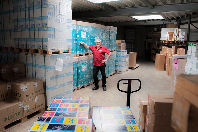 Papier, Karten und Umschläge bei HÜBSCH und gut